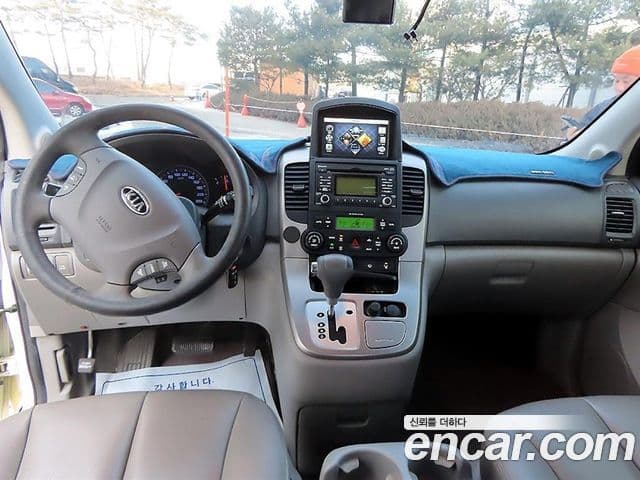 Kia Carnival R топовая версия, 2012 8