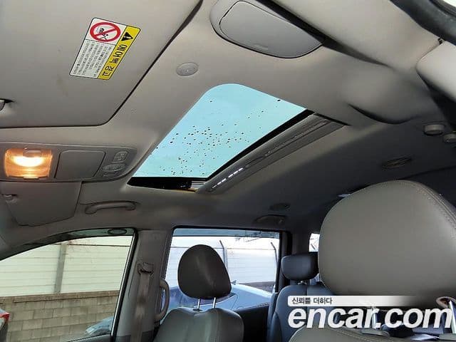 Kia Carnival R топовая версия, 2012 16