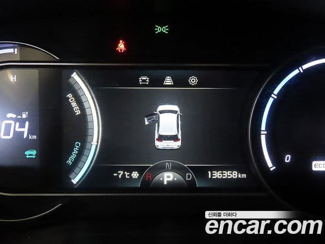 Kia Niro Plus Air (таксомоторный тип), 2024 8