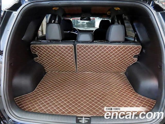 Kia Niro Plus Air (таксомоторный тип), 2024 17