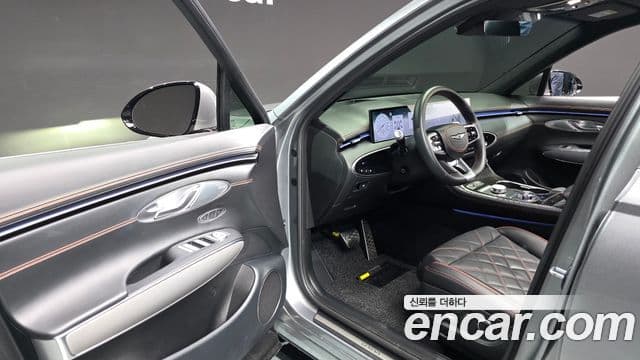 Genesis GV70, 2025 11