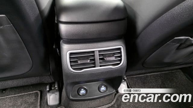 Hyundai The / новый New Santa Fe Exclusive, 2022 18