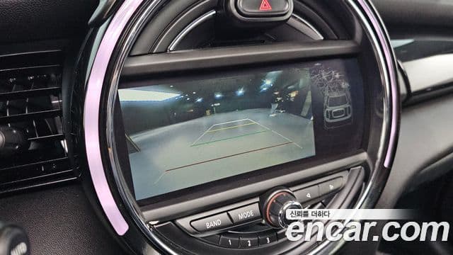 Mini Cooper 3세대, 2015 14