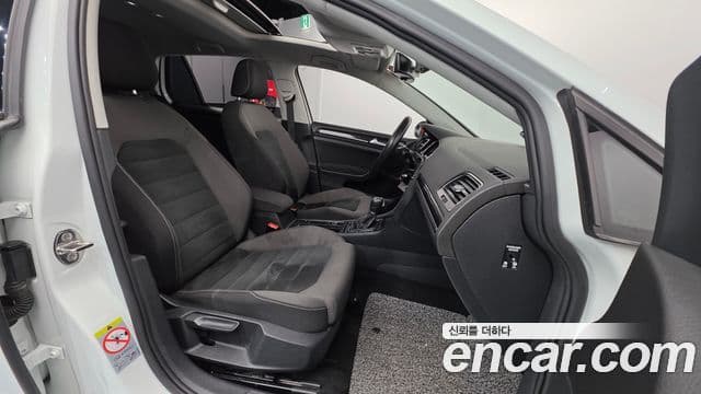 Volkswagen Гольф 7세대, 2015 10