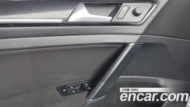 Volkswagen Гольф 7세대, 2015 13