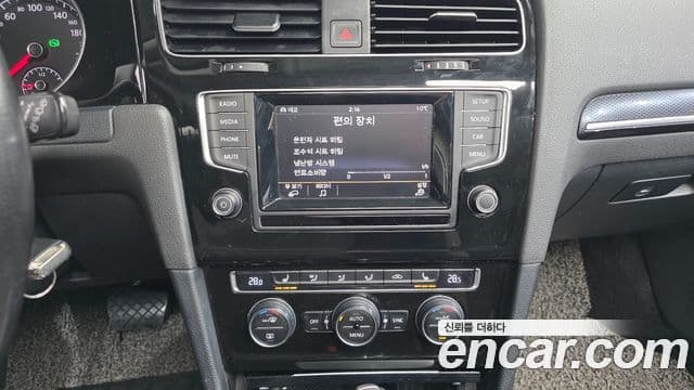 Volkswagen Гольф 7세대, 2015 16