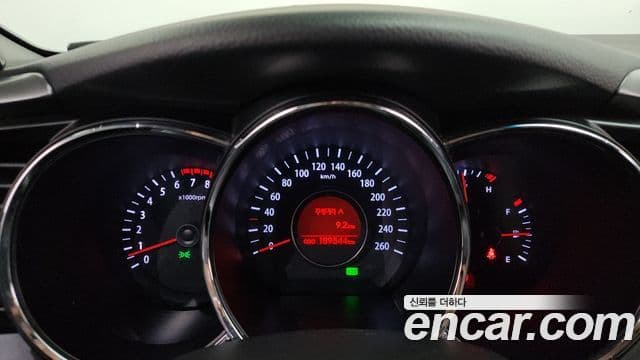 Kia K5 LPI Smart, 2012 8