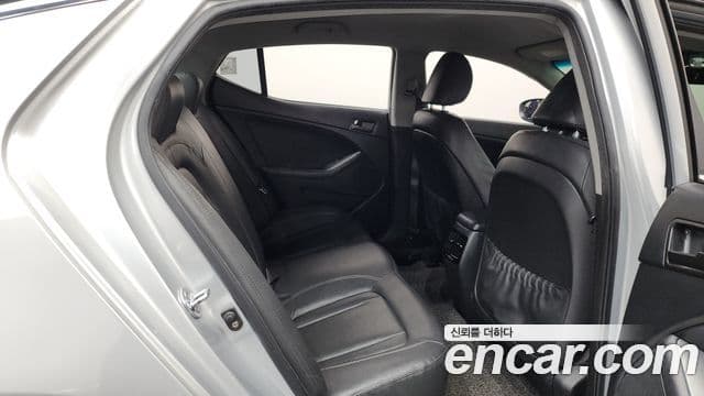 Kia K5 LPI Smart, 2012 12