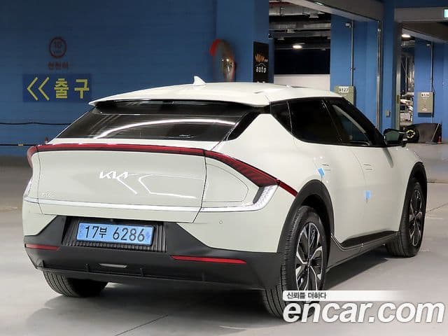 Kia EV6 Air, 2022 4