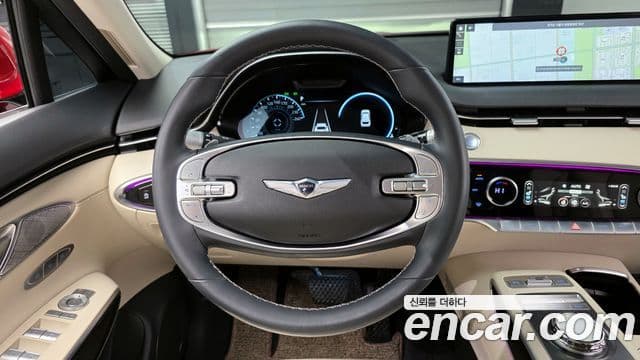 Genesis GV70, 2022 13