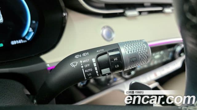 Genesis GV70, 2022 14