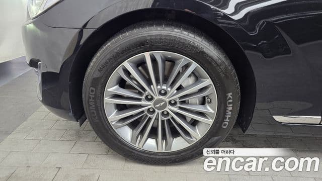 Genesis EQ900 Premium Luxury, 2017 все фото