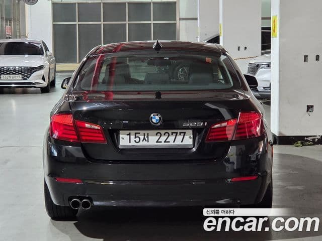 BMW 5시리즈 (F10), 2010 4