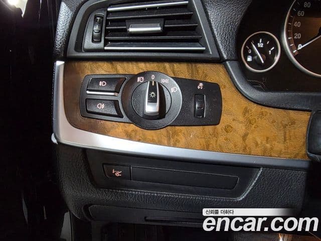 BMW 5시리즈 (F10), 2010 8