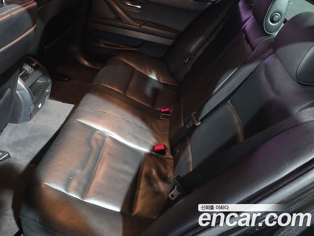 BMW 5시리즈 (F10), 2010 13