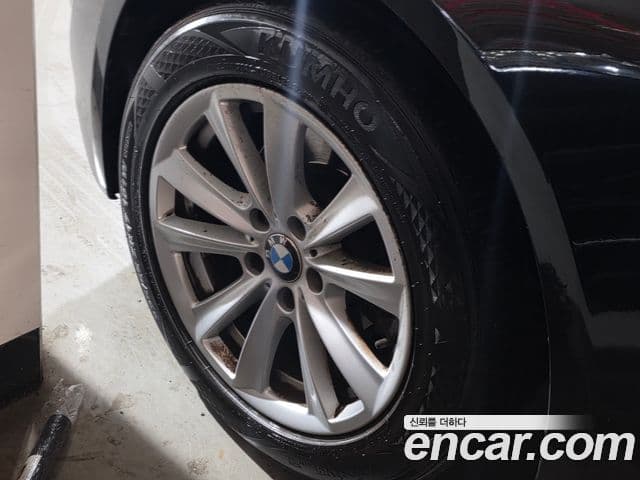 BMW 5시리즈 (F10), 2010 17