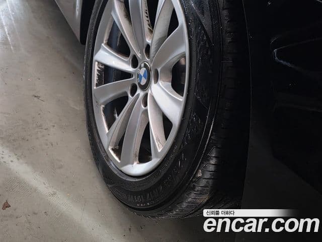 BMW 5시리즈 (F10), 2010 18