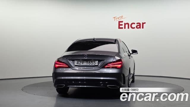 Mercedes-Benz CLA-класс C117 AMG Line, 2018 4