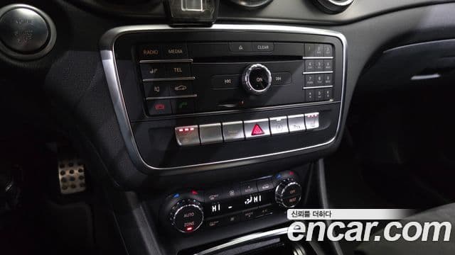 Mercedes-Benz CLA-класс C117 AMG Line, 2018 16