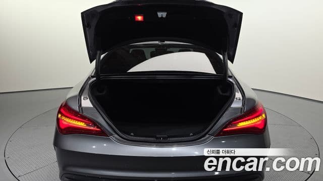 Mercedes-Benz CLA-класс C117 AMG Line, 2018 20