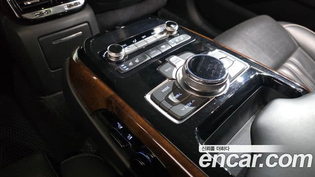 Genesis EQ900 Premium Luxury, 2018 19