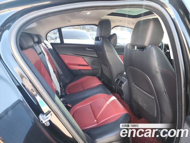 Jaguar XE 20d R스포츠, 2017 19