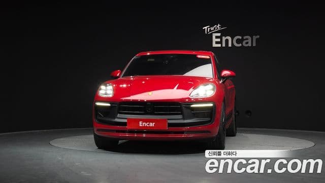 Porsche Macan 95B, 2022 3