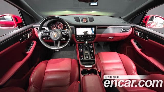 Porsche Macan 95B, 2022 7