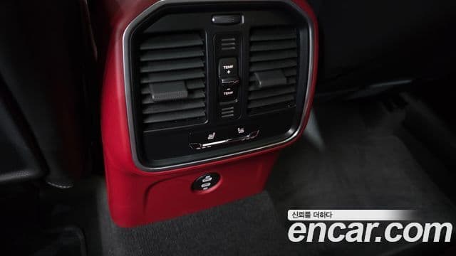 Porsche Macan 95B, 2022 20