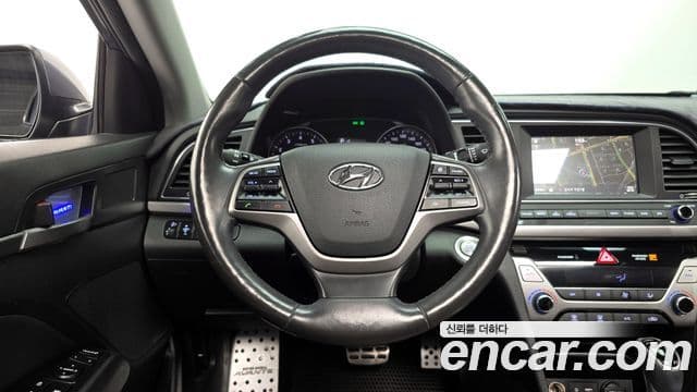 Hyundai Avante AD Special, 2016 13