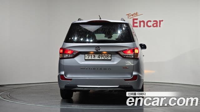 KG모빌리티(SsangYong) Korando 투리스모 4WD TX 11인승, 2016 4