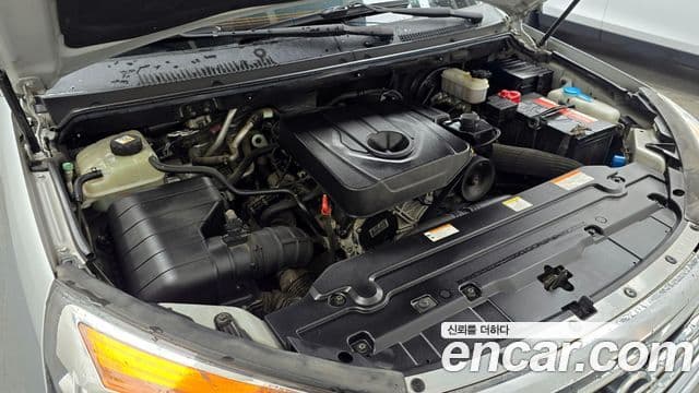 KG모빌리티(SsangYong) Korando 투리스모 4WD TX 11인승, 2016 6