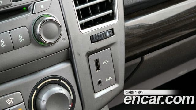 KG모빌리티(SsangYong) Korando 투리스모 4WD TX 11인승, 2016 15