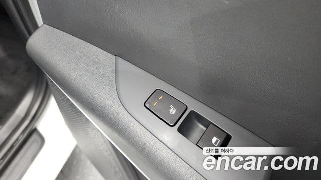 Kia D All New Niro Prestige, 2023 19