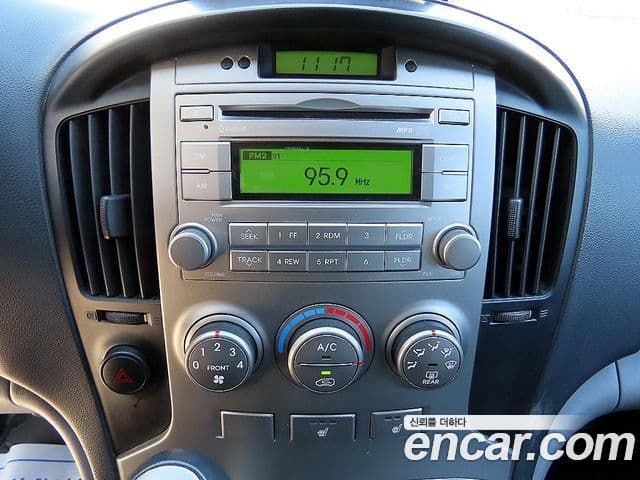 Hyundai Grand Starex CVX Luxury, 2016 13