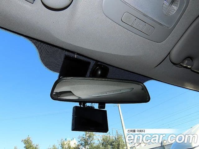 Hyundai Grand Starex CVX Luxury, 2016 16