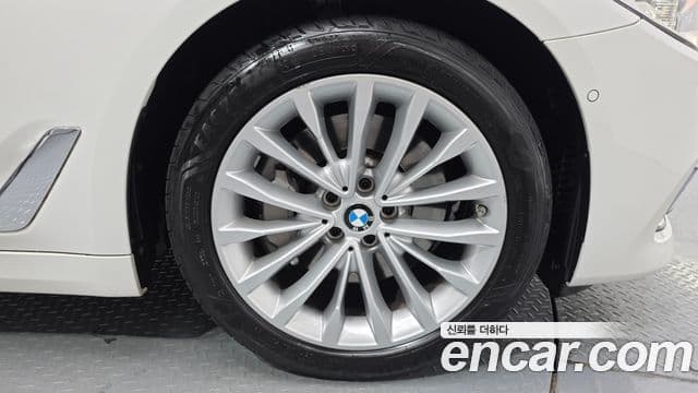 BMW 5시리즈 (G30) 530i xDrive Luxury Plus, 2018 все фото