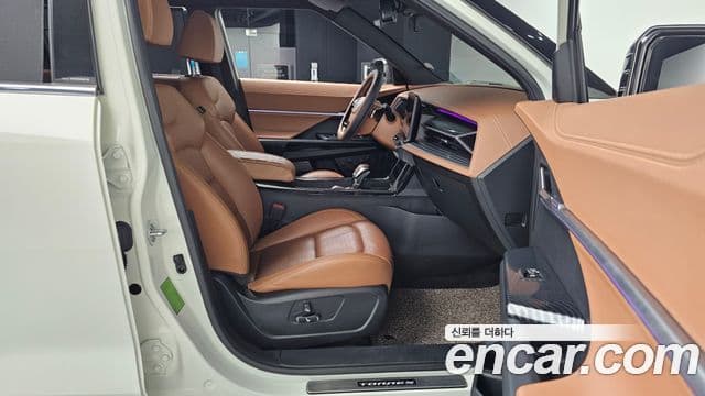 KG모빌리티(SsangYong) Torres T7, 2023 11