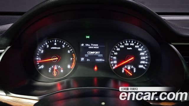 Kia All New K7 Noblesse, 2016 8