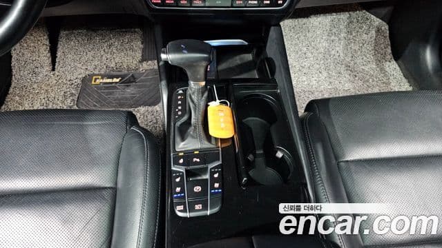 Kia All New K7 Noblesse, 2016 9