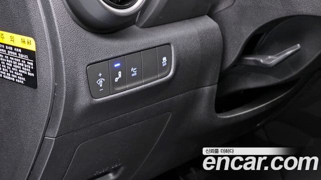 Hyundai Kona Modern Art, 2018 15