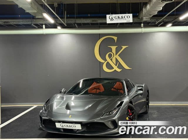 Ferrari F8 스파이더 3.9 V8, 2021 2