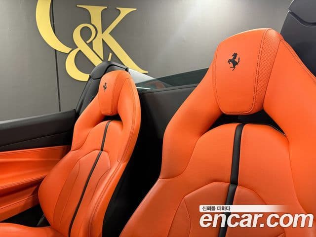 Ferrari F8 스파이더 3.9 V8, 2021 8