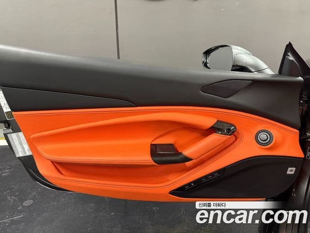 Ferrari F8 스파이더 3.9 V8, 2021 16