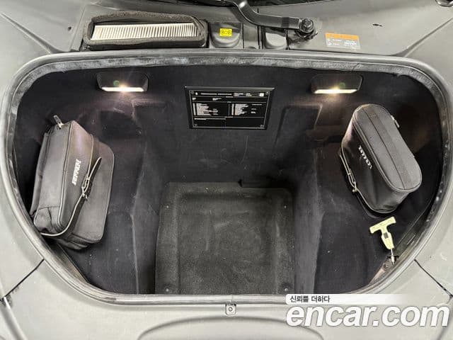 Ferrari F8 스파이더 3.9 V8, 2021 18