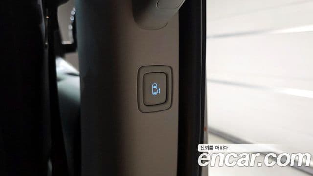 Hyundai Staria Modern, 2025 18