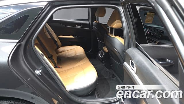 Kia K5 гибрид 3세대 Prestige, 2023 12