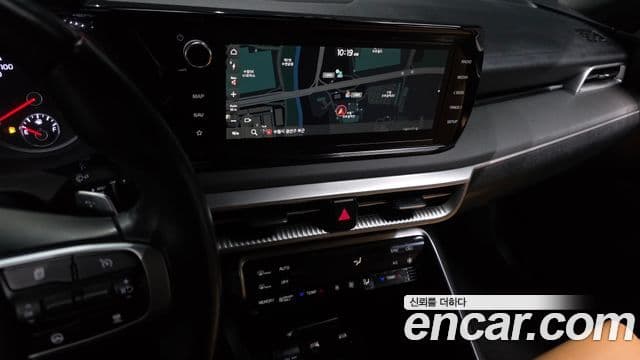 Kia K5 гибрид 3세대 Prestige, 2023 14