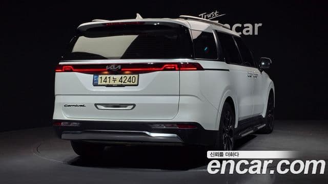 Kia Carnival 4세대 Signature, 2021 2