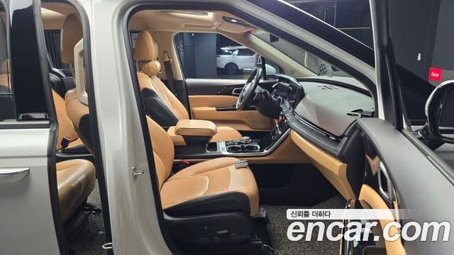 Kia Carnival 4세대 Signature, 2021 11